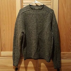 Crew neck sweater